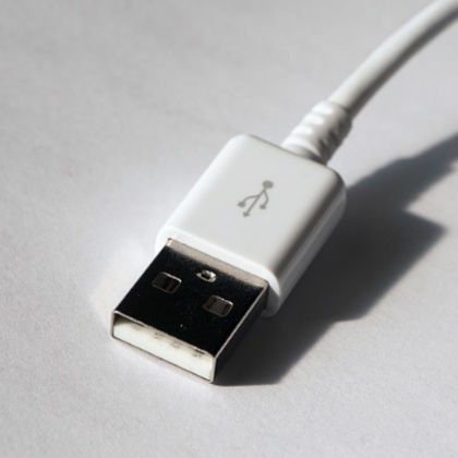 Punto de carga dispositivos electrónicos USB